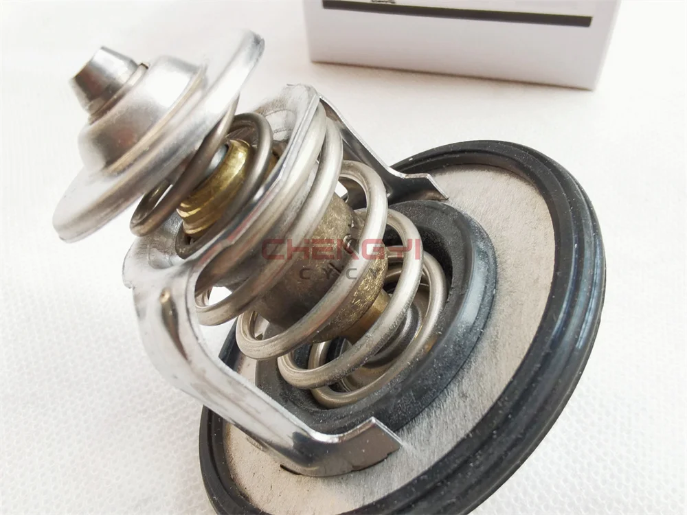 サーモスタットキット 82 ° アウトランダー スポーツ RVR ASX ランサー