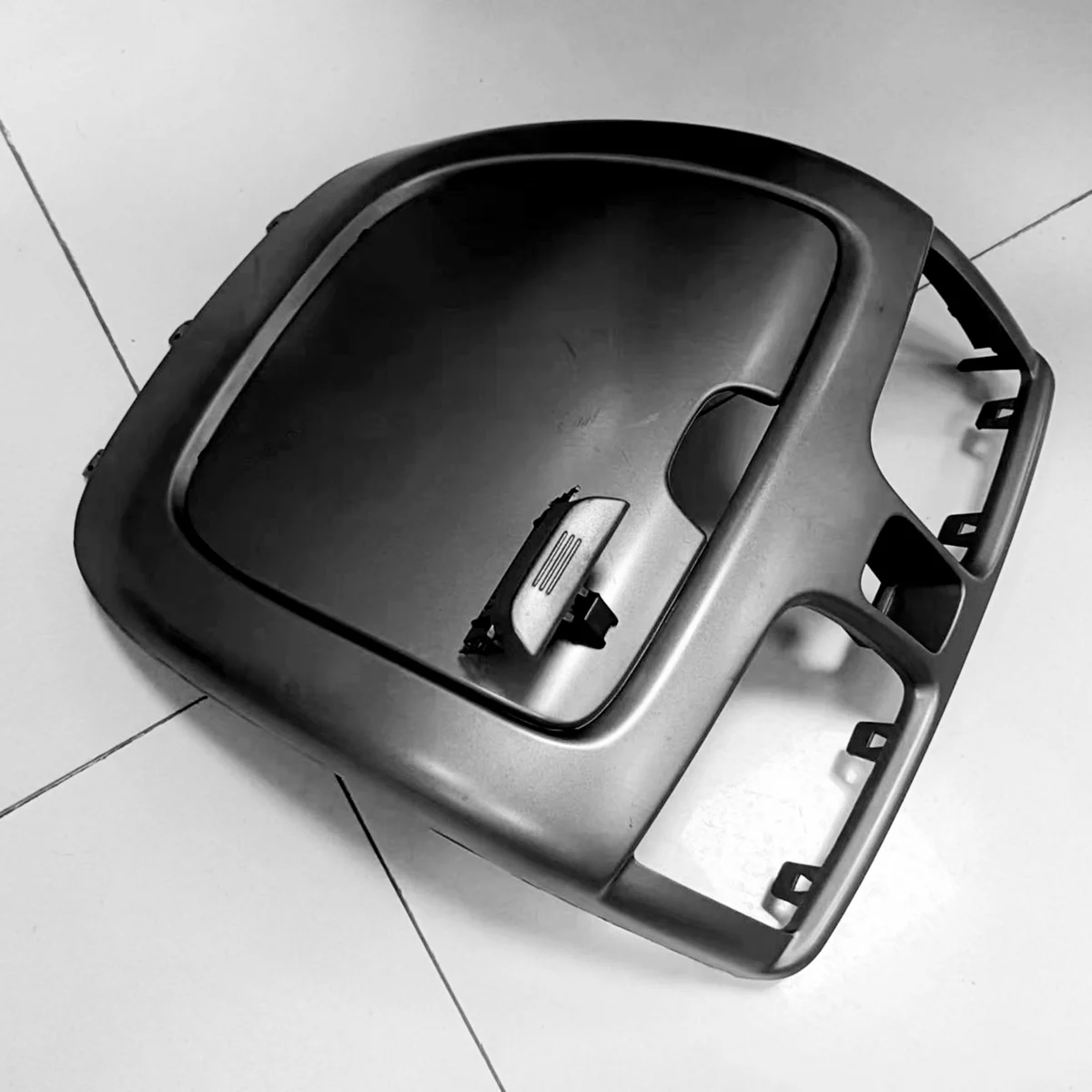 Car Dashboard Air Conditioning Outlet Panel Cover Storage for 2000-2006 Nissan Sentra Sunny 4