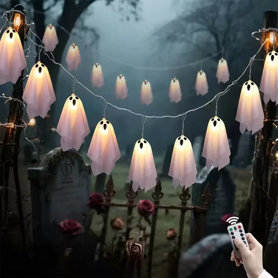 1set Halloween Decoration Hanging Ghosts Spooky Ghosts String Light LED Glowing White Ghost Garland Haunted House Horror Props