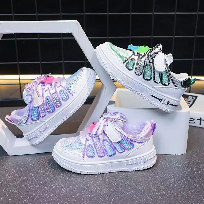 latest sports shoes for girls