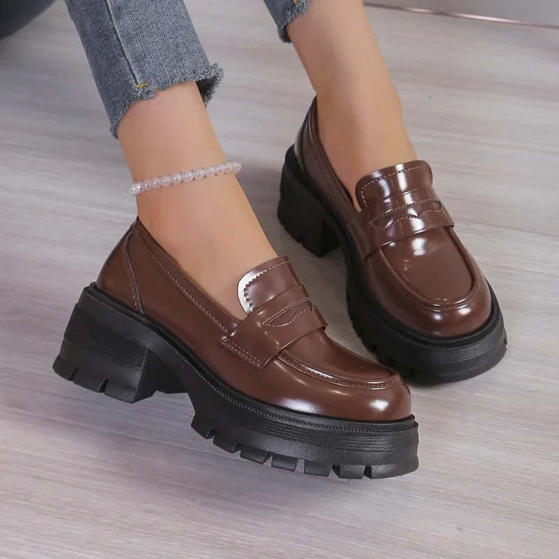 Shoes Female 2024 Fashion Slip-on Women's Loafers Sponge Bottom Autumn Mary Janes Round Toe Patent Leather Platform Shoes Ladies 2