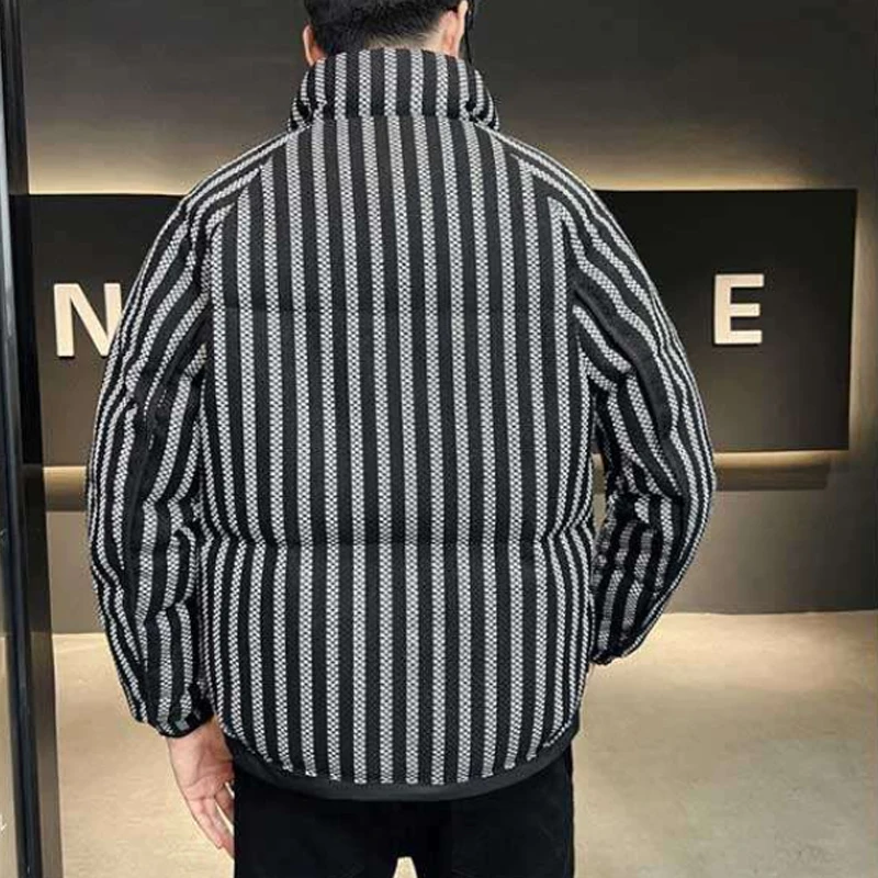 Рисунок 5 - Модные мужские куртки на белом утином пуху