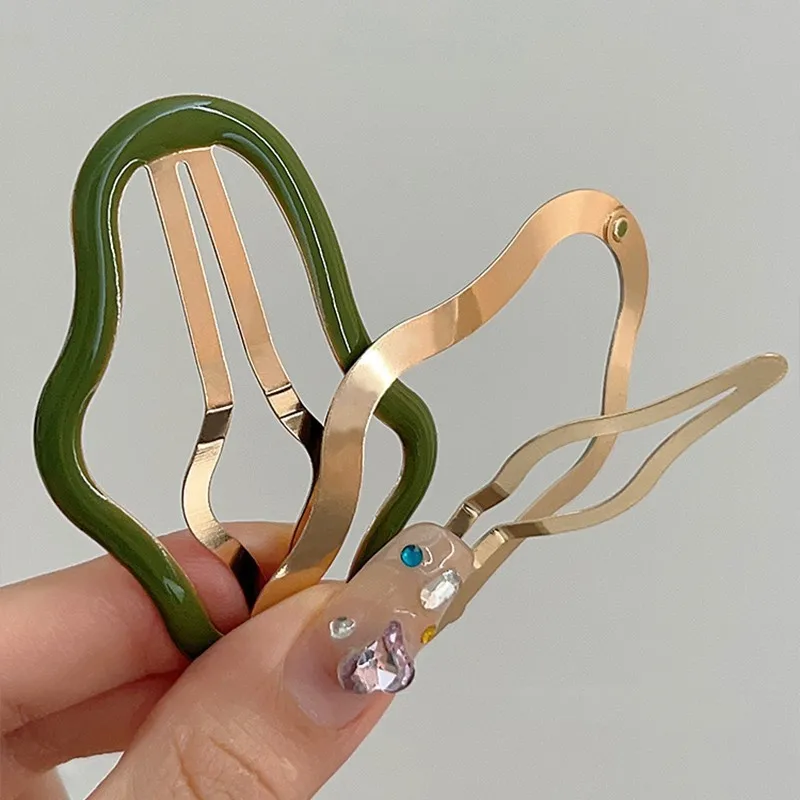 1/2 stücke Koreanische Mode Haarnadel Wolken Geformt Hohl Haar Clips BB Barrettes Frau Süße Solide Mädchen Haar Zubehör Kopfschmuck – Detail 6