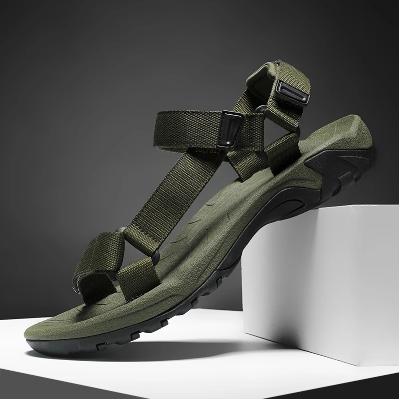 

2023 New Summer Sandals Men Fashion Coolness Beach Shoes Breathable Comfortable Outdoor Sandals Men Lightweight Walking Shoes