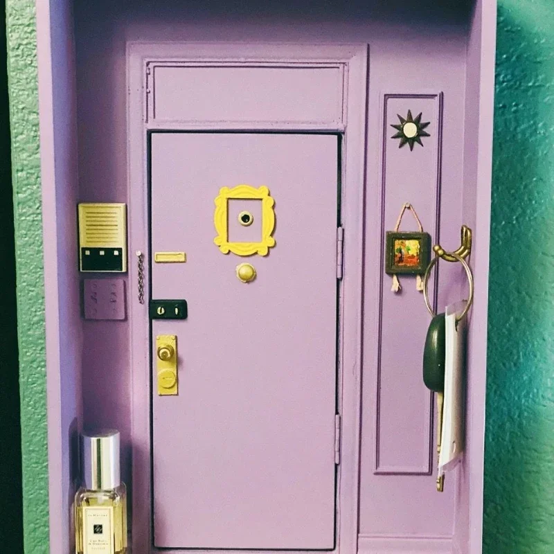 TV Friends Same Style Door Key Hook Shelf Purple Entry Door Monica's Frame Wall Organizer Decoration For TV Shows Lovers wall mounted organizer tv screen shelf