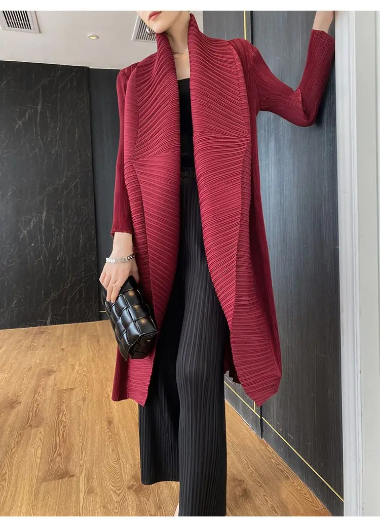 Luxury Pleated Coat New Turn Down Collar Long Sleeve Mid-length Trench Coat Oversized Windbreaker Cardigan High-end Chic Jackets