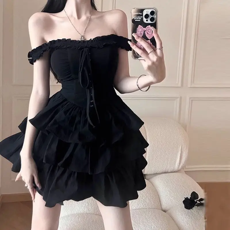 

Black Mini Dress Vintage Sexy Straight Shoulder Party Club Women Dress Elegant Square Neck Lace Up Pleated A-line Dresses