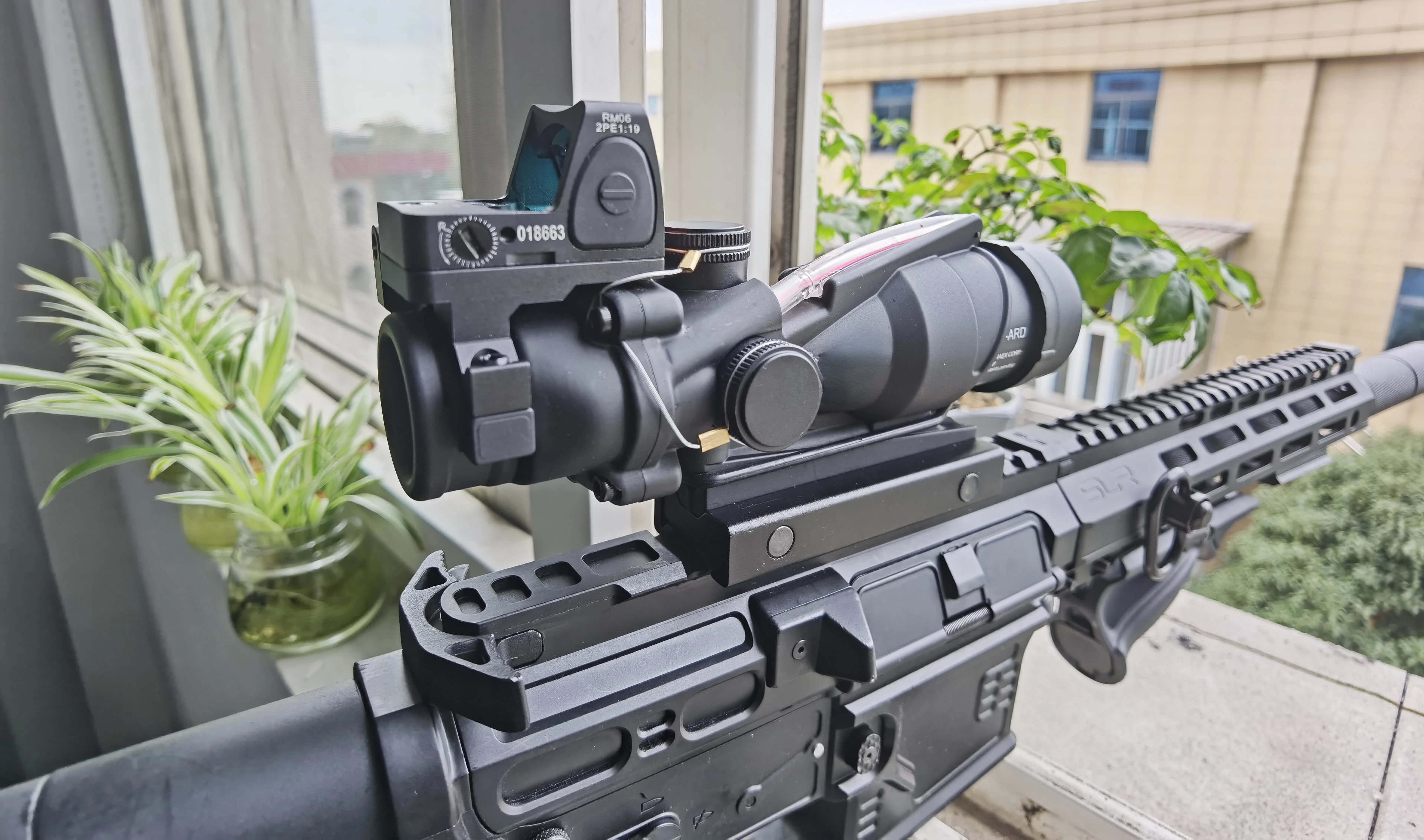 

Trijicon ACOG 4X32 With RMR Real Fiber Optics Red Green Dot Illuminated Chevron Glass Etched Reticle Rifle Scope Hunting Sight