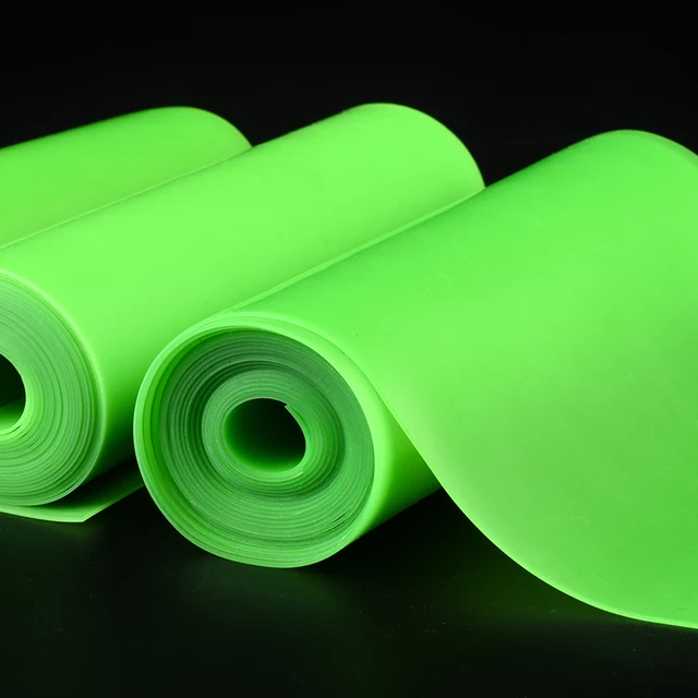 1: 6 Stretch High Elasticity Wear-resistant Antifreeze Rubber Bands 15 * 200cm Green Slingshot Rubber Bands Tensile Fitness 5