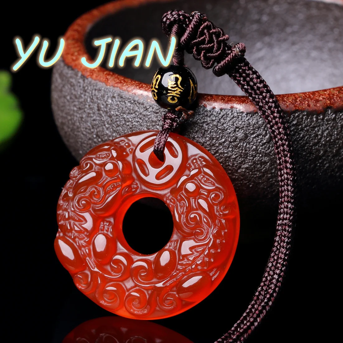 

Natural Chalcedony Pendant Necklace Hand Carved Jade Agate Black Buckle Fashion Lovers Jewelry Gift Accessories