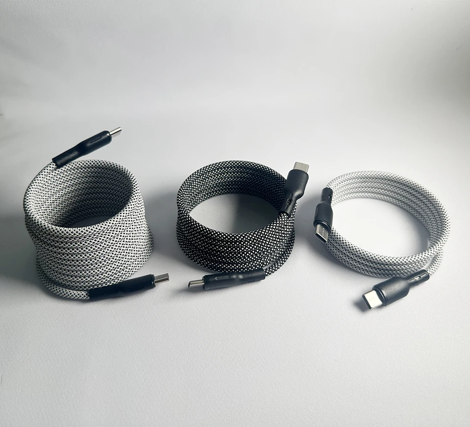 รูปสินค้า สายชาร์จแม่เหล็ก USB-C 2 เมตร เข้ากันได้กับทุกอุปกรณ์