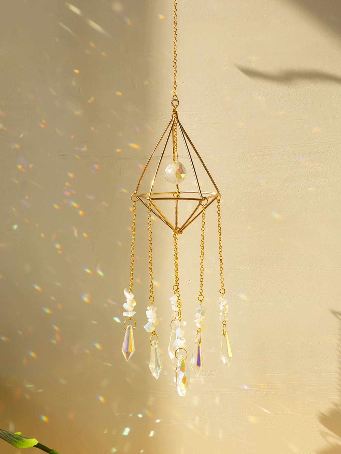 Sun catcher Crystal Wind Chime Hanging Decor Rainbow Maker Boho Home Decoration Light Catcher Stained Glass Prism Outdoor Decor