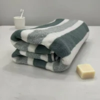 1-pack thick bath towel, strong water absorption and quick drying, non shedding, durable - very suitable for families, beaches, 5