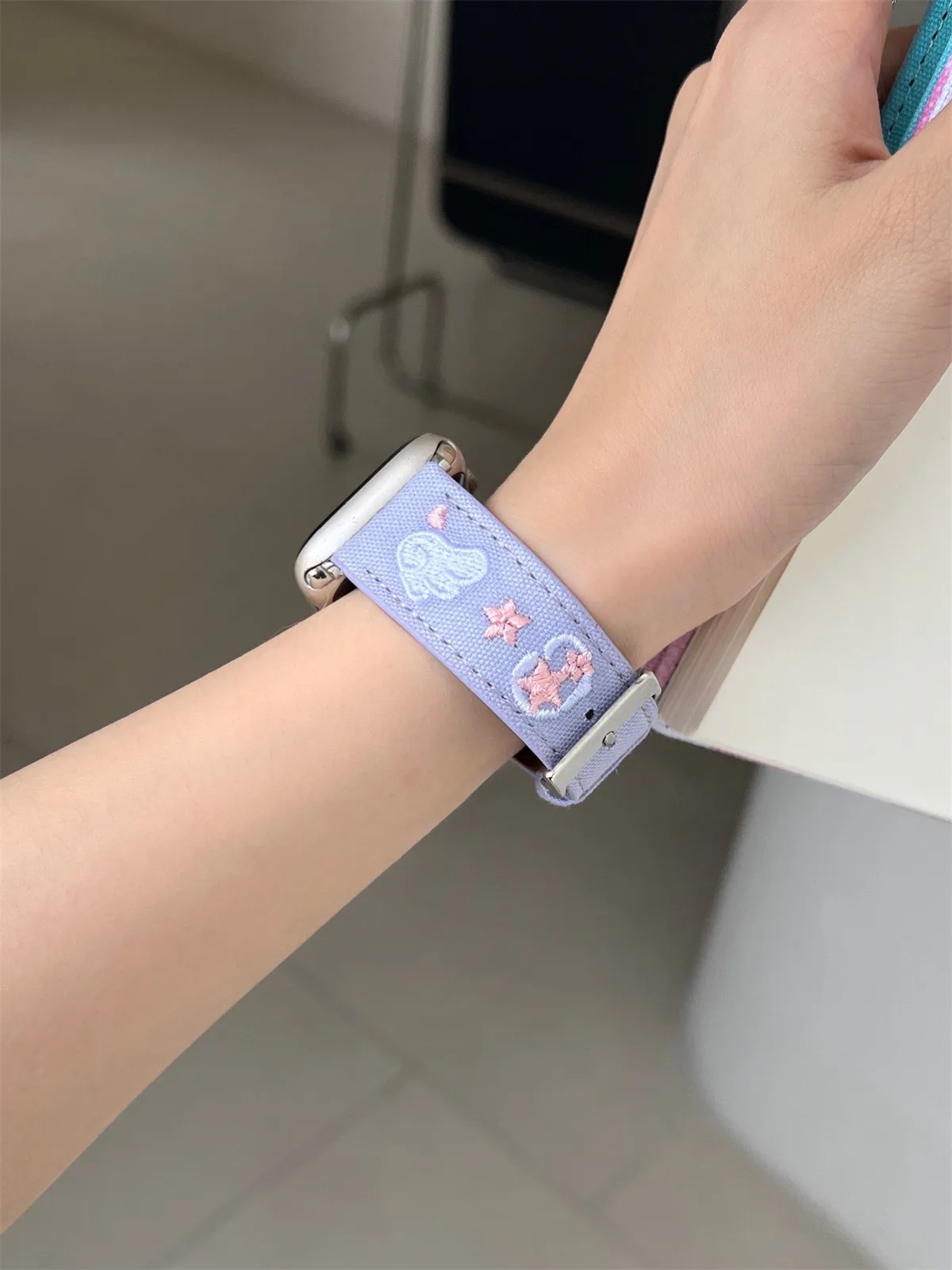 Uhrenarmband für Iwatch 42/44/45/46/49 mm 38/40/41 mm PU-Leder-Mode-Uhrenarmband für Uhrenserie Ultra2 Serie 10/9/8/7/6/5/4/3/2/1_voghion.com