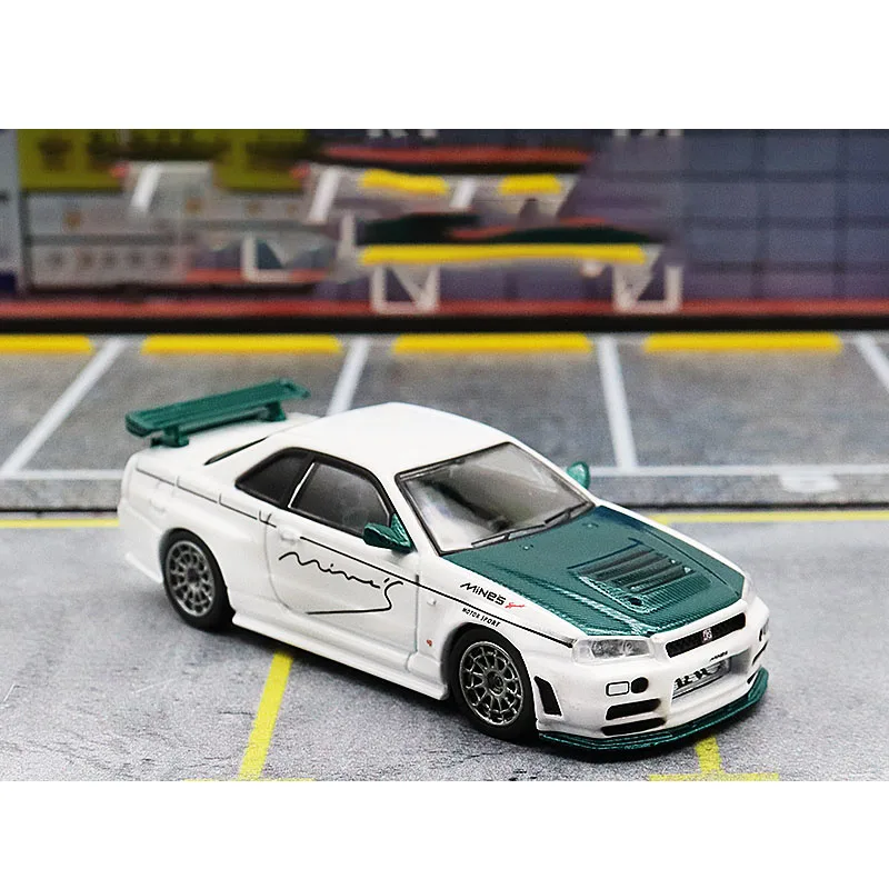 

INNO Diecast 1:64 Scale Nissan GTR R34 Skyline Simulation Alloy Car Model Collection Souvenir Display