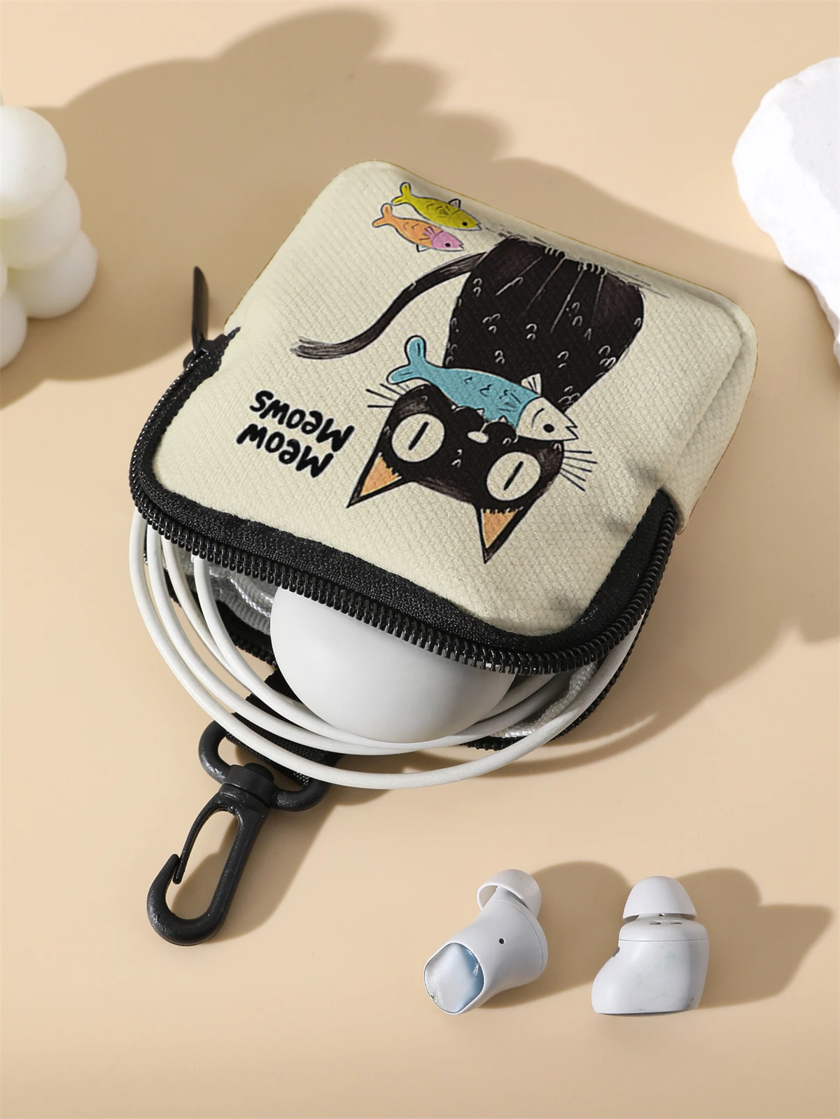 Large capacity coin wallets with black cat patterns, digital printed coin wallets, and storage bags are ideal choices for gifts