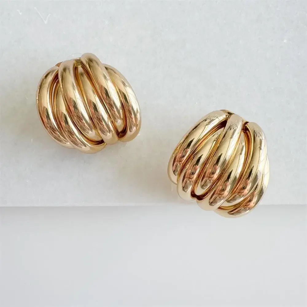 Vintage Multilayer Spiral Metal Big Stud Earrings for Women Chunky C Shape Hoops Huggie Earring 18K Gold Plated Punk Jewelry New