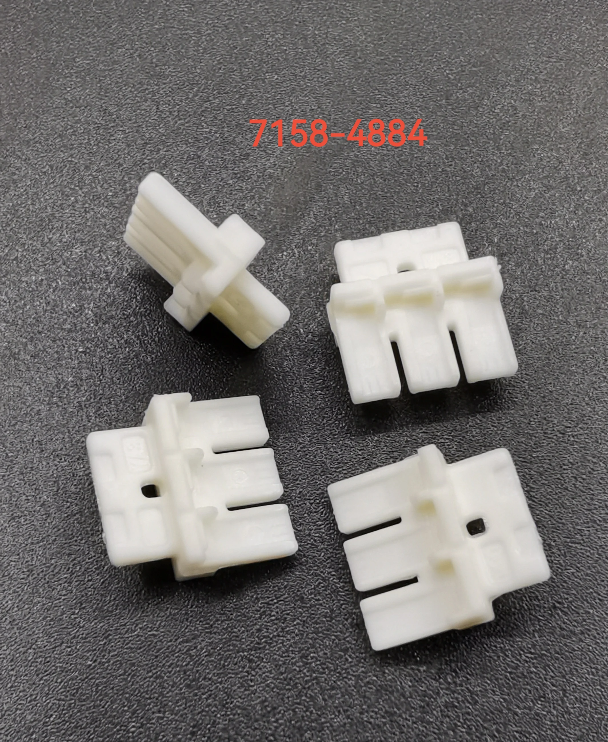 

Оригинальный разъем 7158-4884