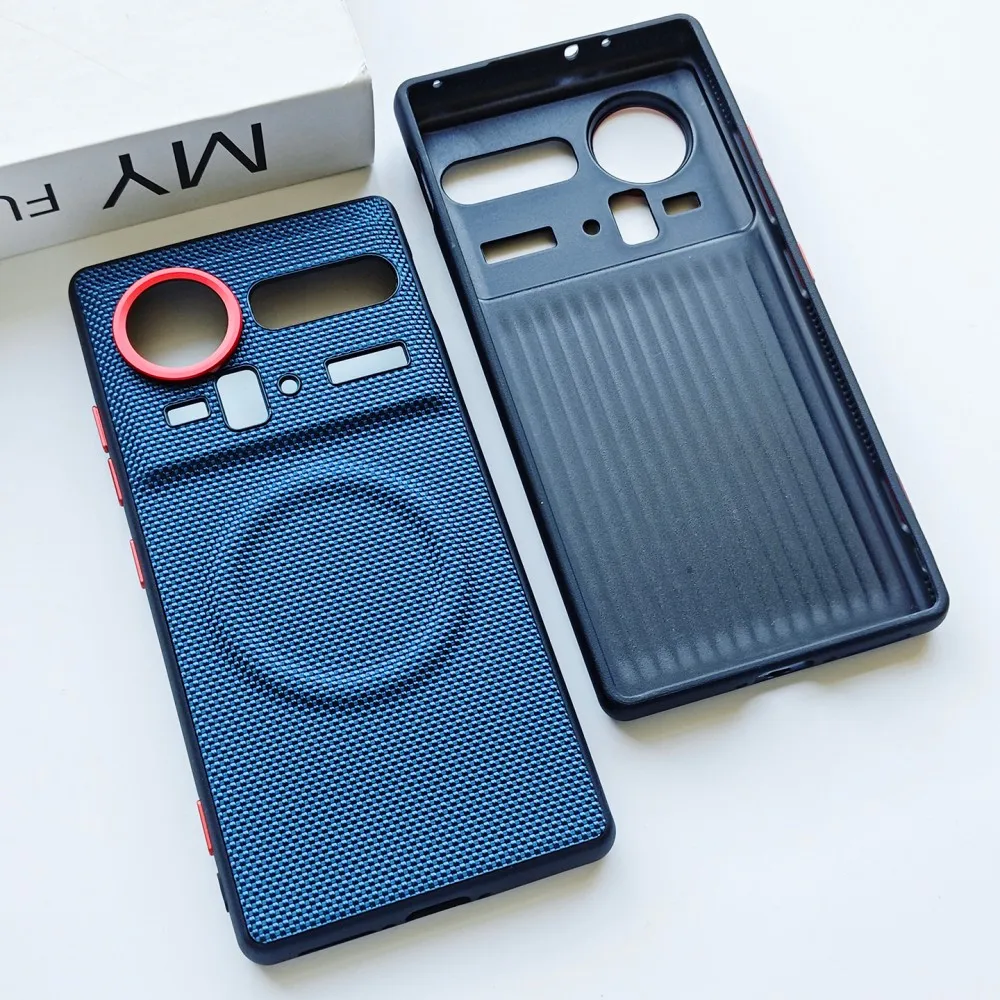 Kona Leather Minimalist Phone Case with Magnetic Closure