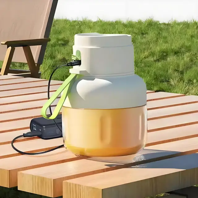 1pc Electric juice blender, USB charging with rubber straw cup, button control, no heating working voltage, portable blender 1