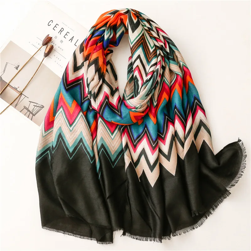 Aztec Fashion Ombre Wave Striped Fringe Viscose Shawl Scarf Lady High Quality Wrap Pashmina Stole Bufandas Muslim Hijab 180*90Cm