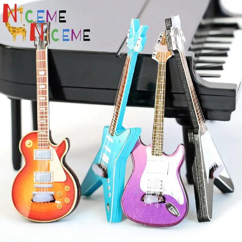 

1/12 Dollhouse Guitar Toys Dollhouse Musical Instrument Model Dolls House Decoration Accessories