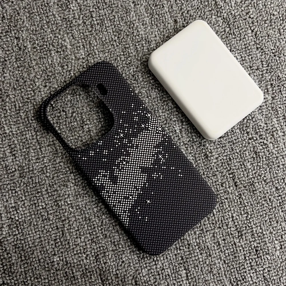 Luxury Carbon Fiber Kevlar Pattern Ultra Thin Magnetic Shockproof Phone Case