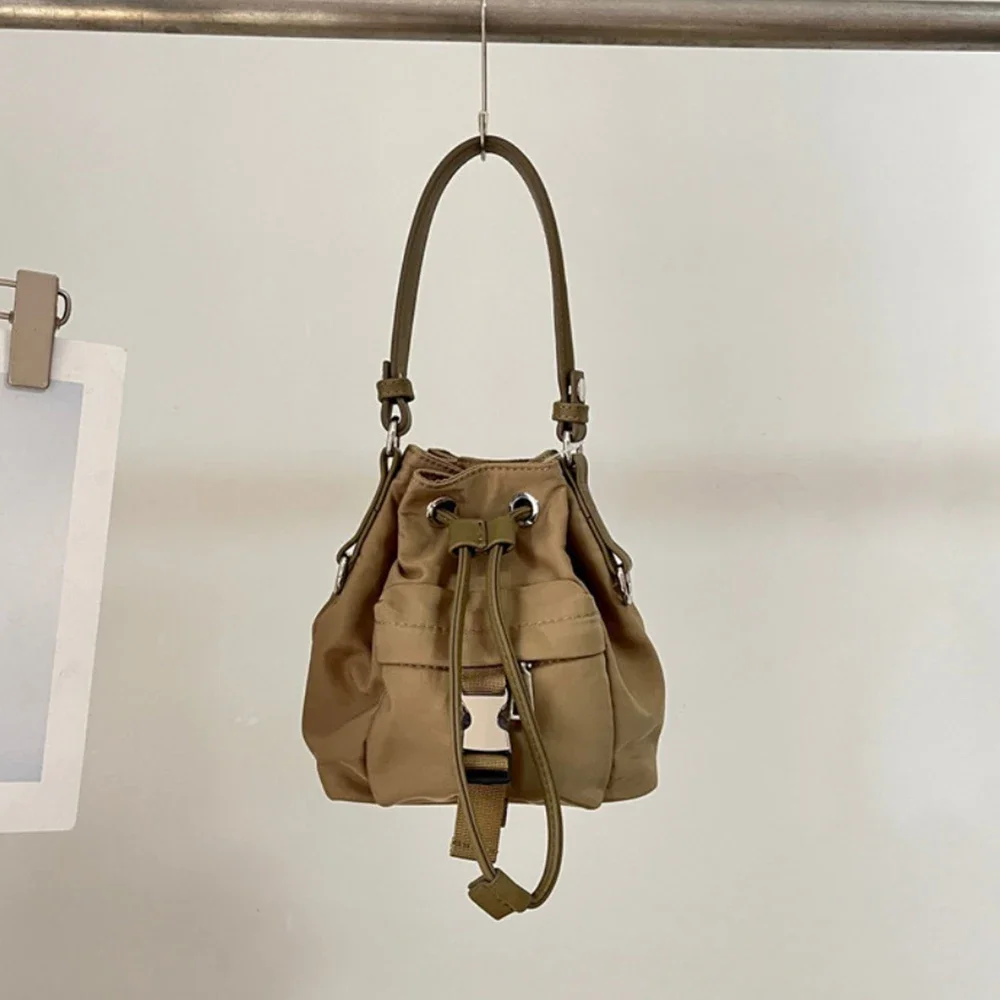 

Women Designer Handbags Casual Nylon Bucket Bag Luxury Drawstring Shoulder Bag Soft Crossbody Bags for Women 2024 Clutch Tote