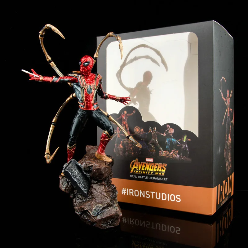 

23cm Iron Spiderman Action Figure Avengers 3 The Paw Can Be Moved And The 1/10 Figure Model Toy Ornament Collectible Figures