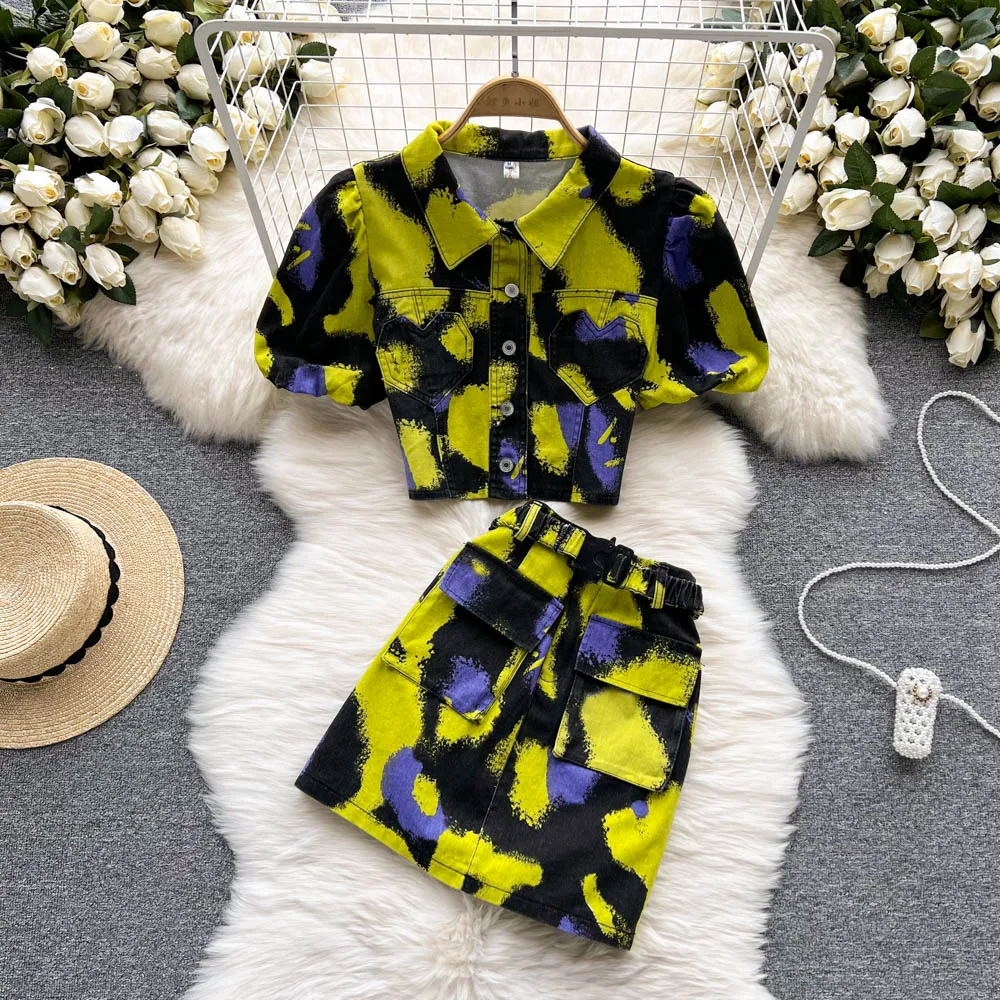 

European and American Style Retro Print Suit Women's Design Sense Short Puff Sleeve Shirt High Waist A-line Skirt Two-piece Set