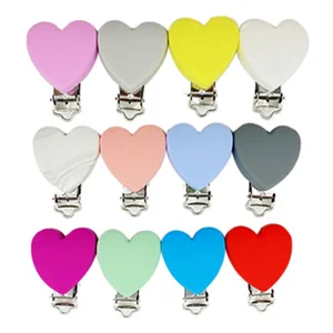 3Pcs Heart Shaped Pacifier Clips Silicone Baby Nippe Holder Clip Non Toxic Nipple Clasps Pacifier Chain Silicone Rodent Gift