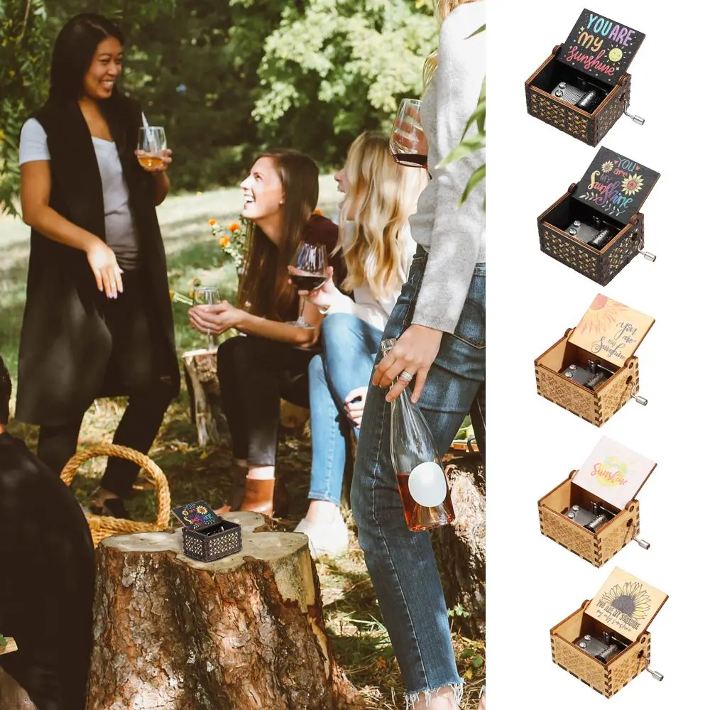 Thanksgiving Christmas Suitable Gifts Christmas Wooden Hand-Cranked Black Engraved Musical Boxes You are My Sunshine Music Box 2