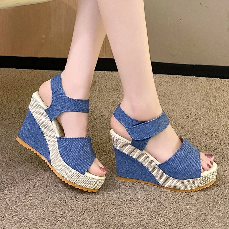 2-Inch Heel Sandals With Peep-Toe Strap, Multicolor, Plus Size, 2025 New Style | ChicGrl main image 1