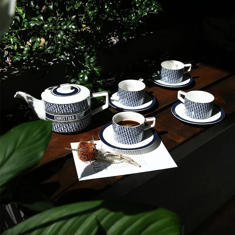 

Tableware for kitchen, 1 tea set, 4 cups, 4 saucers