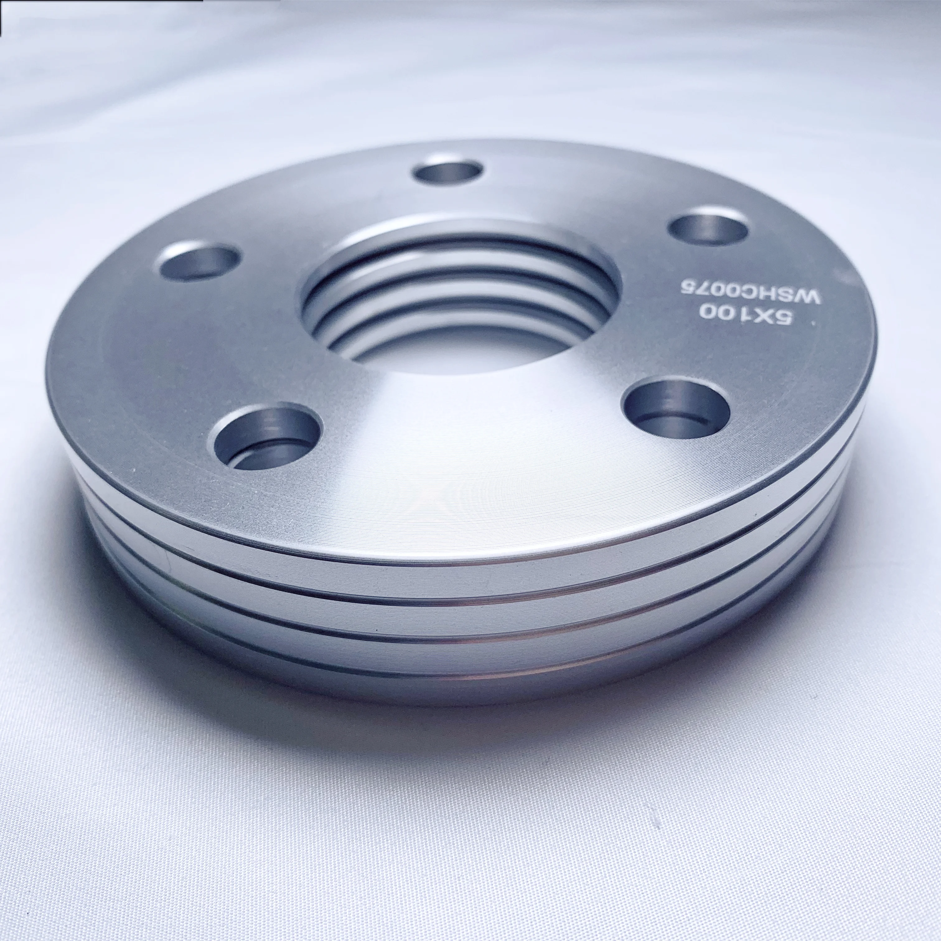 

2pcs 3mm Car Wheel Spacer Adapter PCD 5x130 / 5x112 HUB 66.6mm/71.6mm Suitable for Porsche Series Models