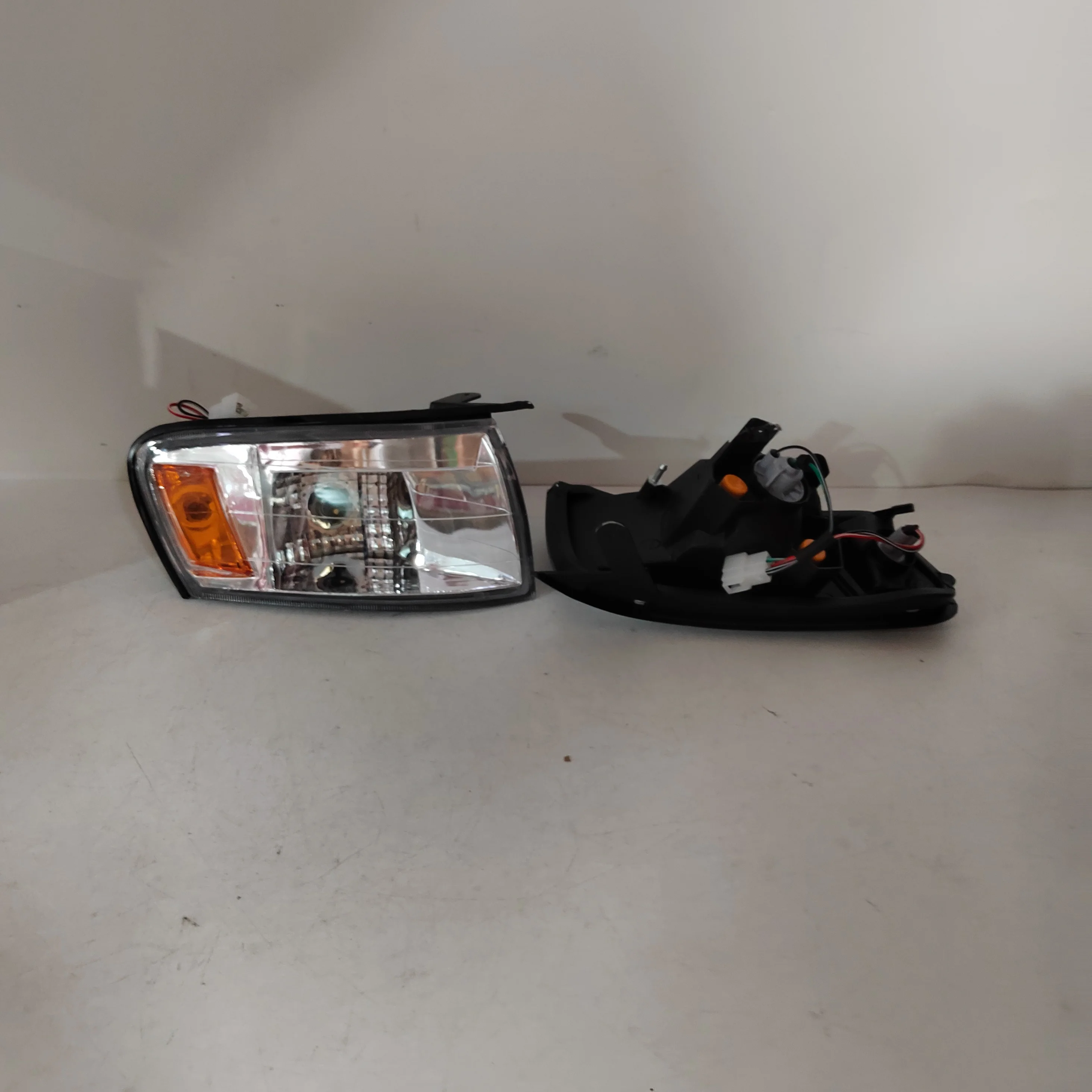 zinn0722商品 81611-35070 (81611)クリアランス ランプ レンズ 1個 トヨタ