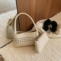 Nouveau style de sacs à poignée personnalisés, sac tissé uni à porter à l'épaule pour femme, sac fourre-tout décontracté grande capacité à la mode 4