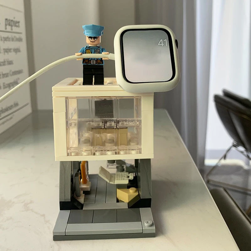 Building Block Charging Station Watch Stand Holder Display Apple Support Watch-Charging Bracket Robot Iwatch Accessories Gift