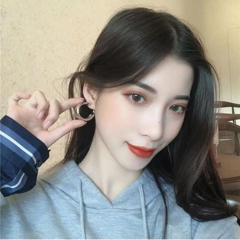 1 Pair European And American Personality Simple Big Earrings Metallic Mirror Stud Earrings Trendy Temperament Earring Trend