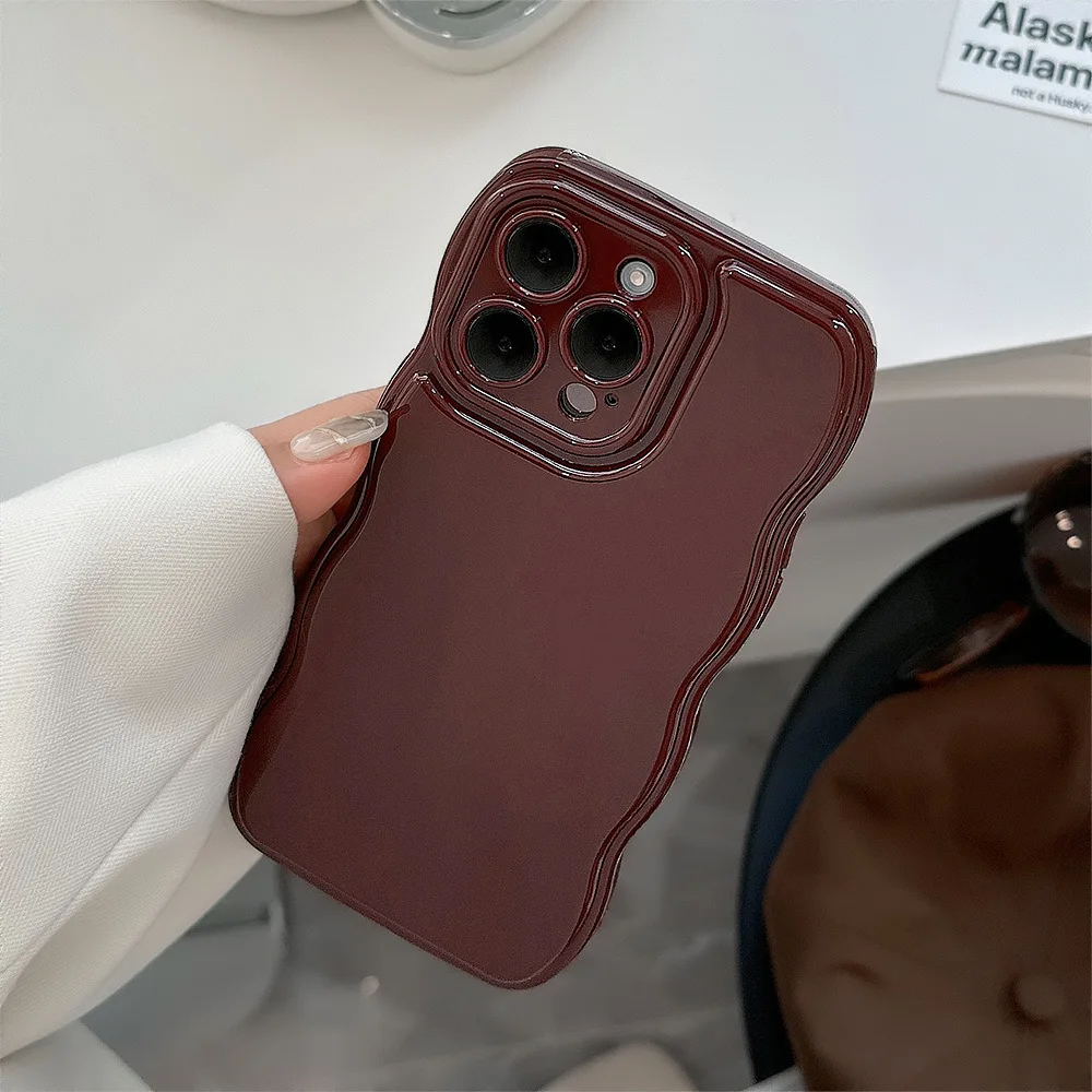 Elegant Wine Red Wavy Edge Phone Case - Soft Silicone Shockproof Protective Cover