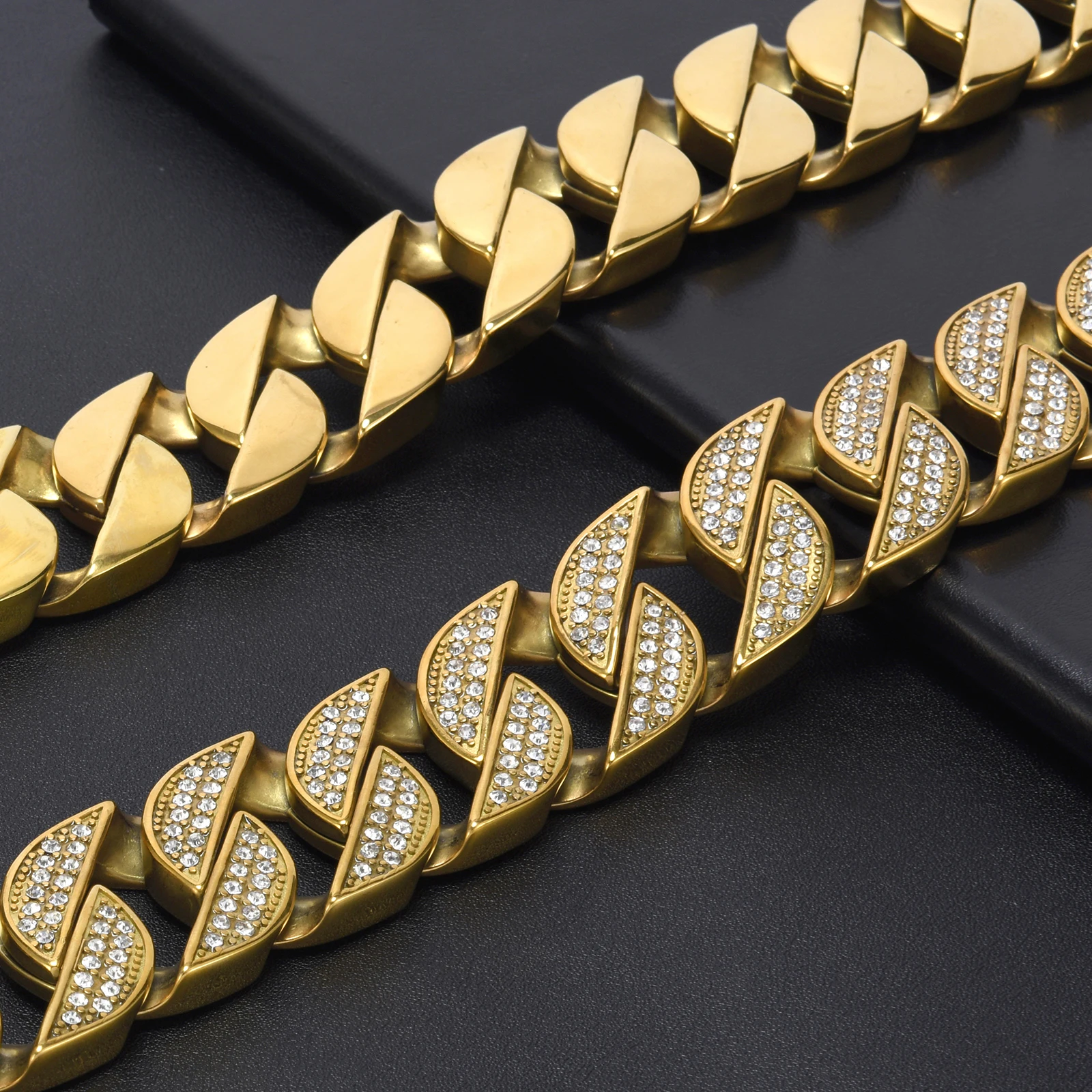 Stainless Steel Rhinestone Dog Collar Chain - PeticaDeals