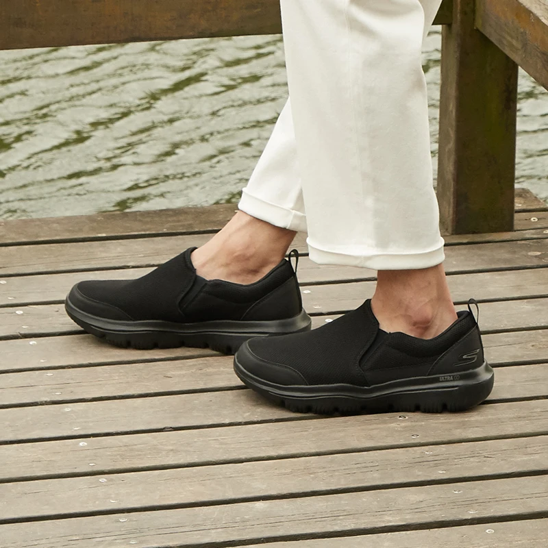 

Skechers shoes for men GO WALK EVOLUTION ULTRA slip-on walking shoes, shock absorption, breathable mesh, light and comfortable.