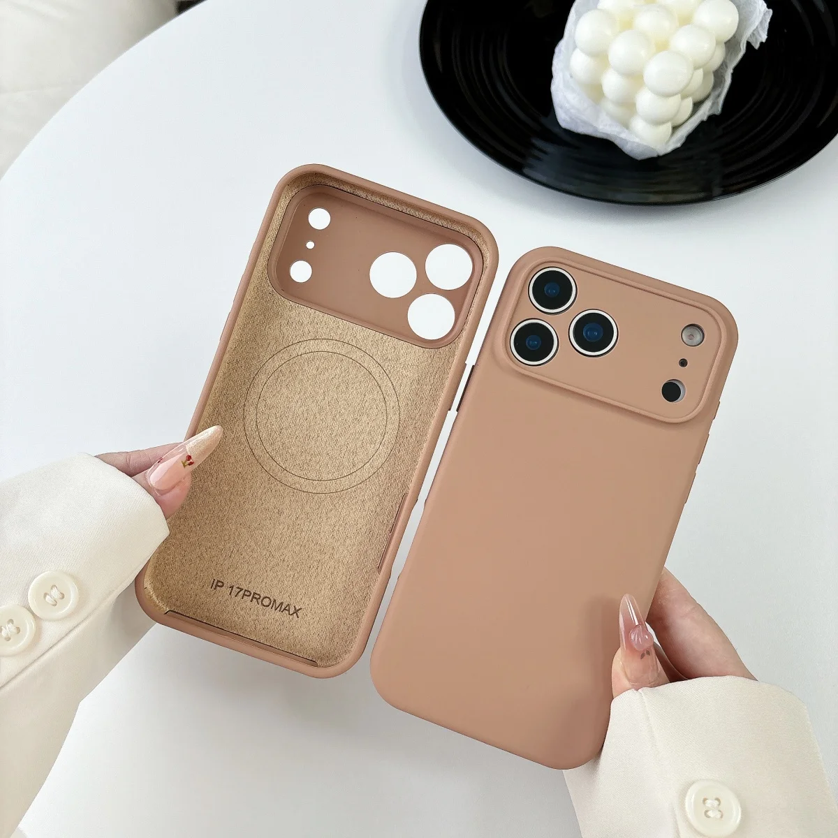 ตัวเลือกสินค้า เคสซิลิโคนเหลวสำหรับ iPhone 17-12 Pro Max พร้อมชาร์จ Magsafe