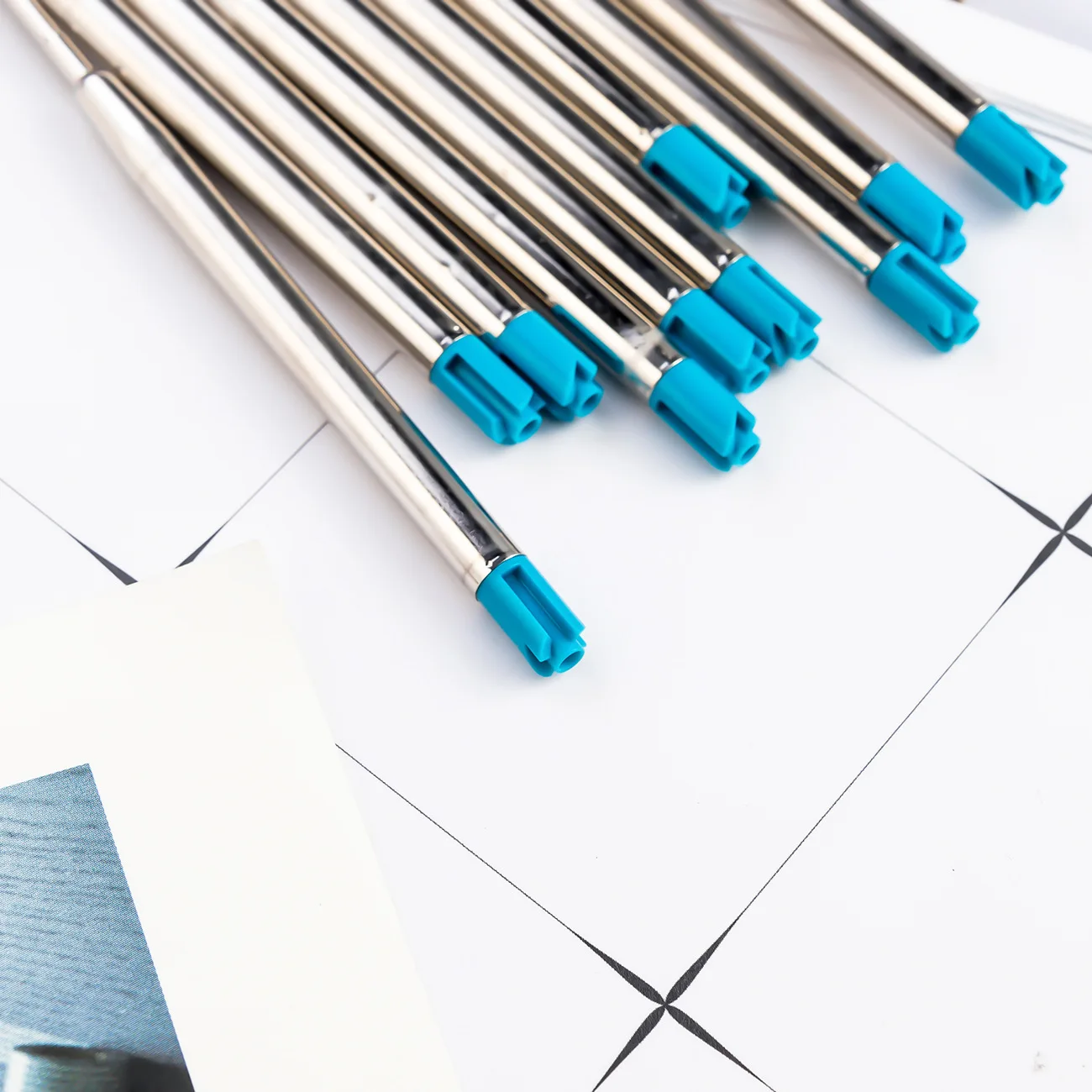5/20pcs 고품질 1.0mm 금속 볼펜 리필 교체 블루 블랙 레드 잉크 사무용 문구 용품에 대한 부드러운 쓰기