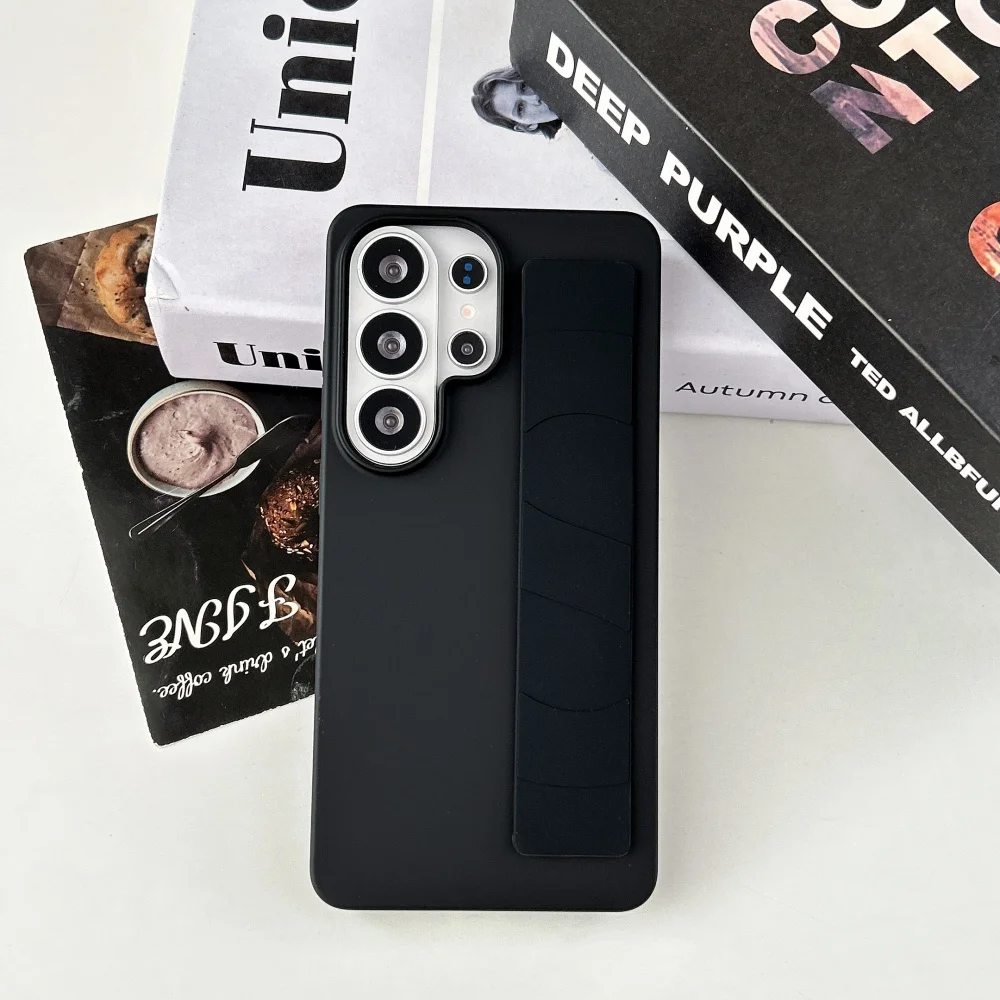 Luxury Matte PC Wristband Phone Case with Portable Strap and Non-Slip Bumper