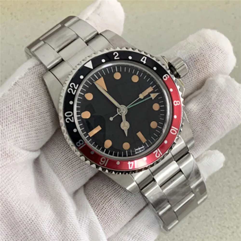 入手不可能！ManU旧ロゴ腕時計 FREAK Watch Manufacturing : MAGICAL DESIGN x FREAK