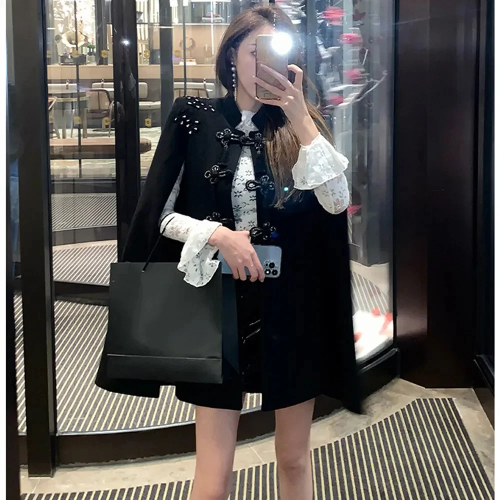 

Autumn Winter New Black Cape Woolen Coat Women Fashion Tassel Rhinestone Cloak Single Breasted Elegant Ladies Midi Coats Y3238