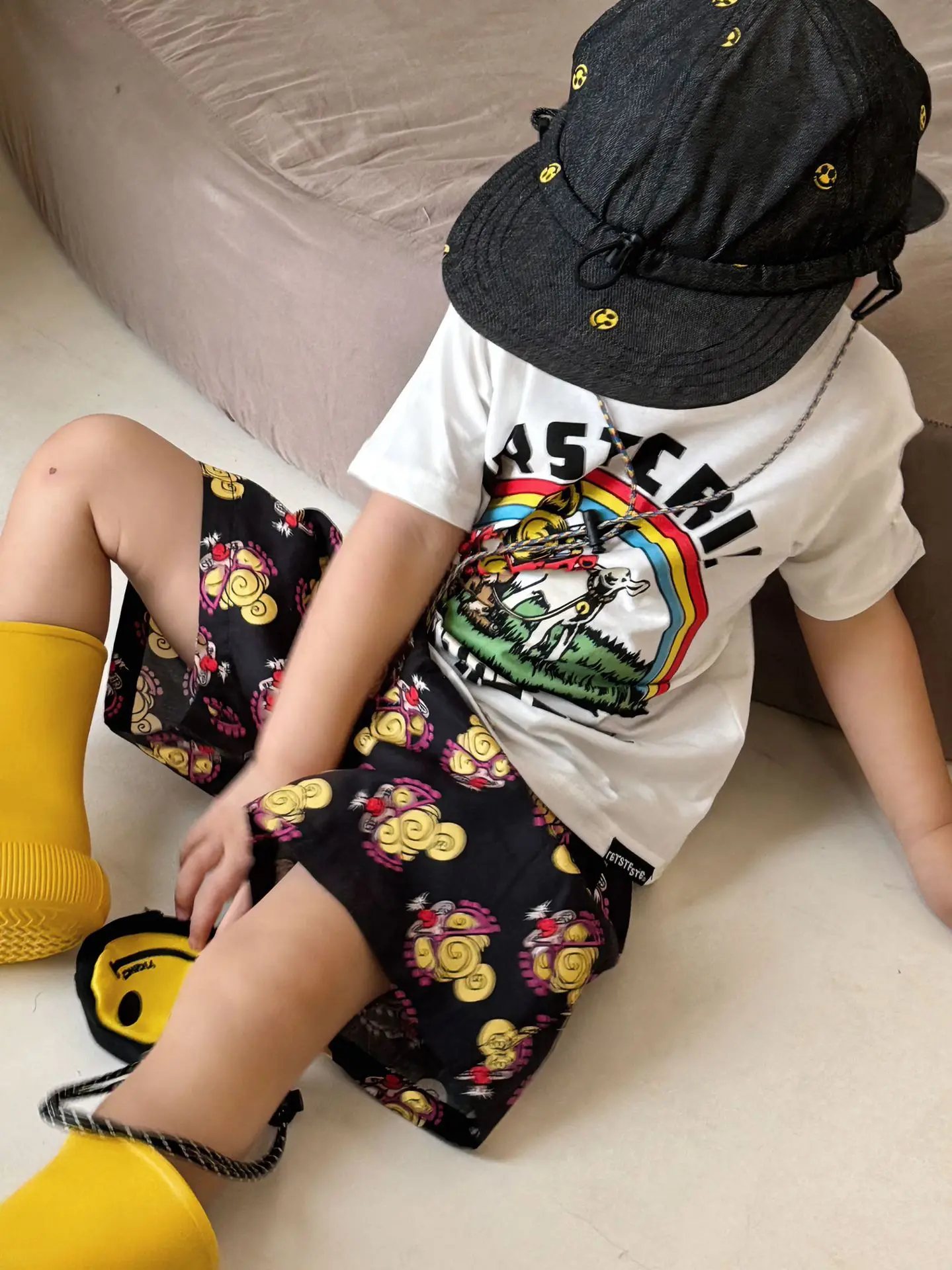 2024 New Black Super Tide Brand Pacifier Full Print Quick-Drying Beach Shorts Pacifier Children's Pants Two Colors