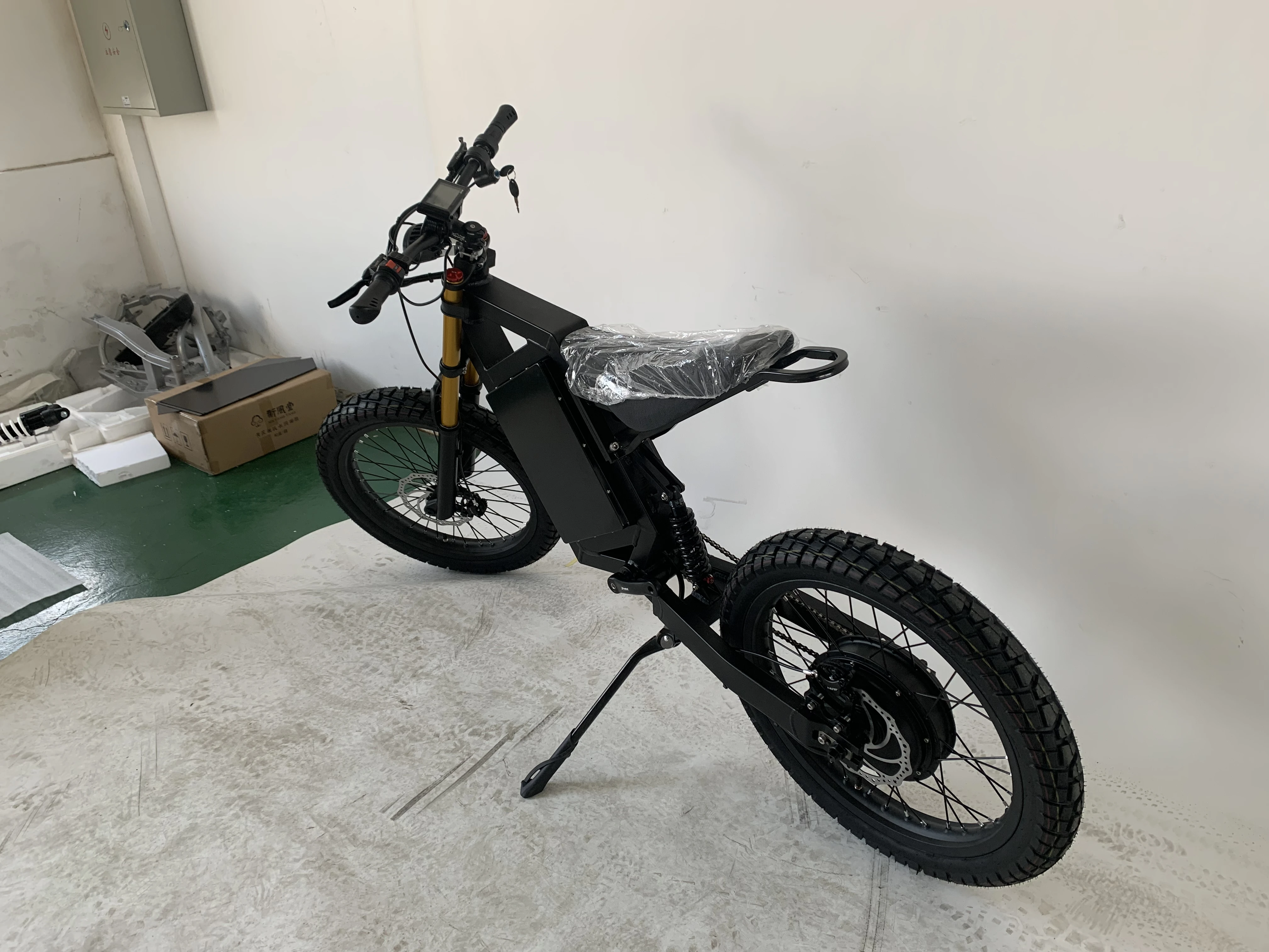 CS20 500w 48V Adult off Road Ebike Cheap Bomber Ebike MTB EBIKE