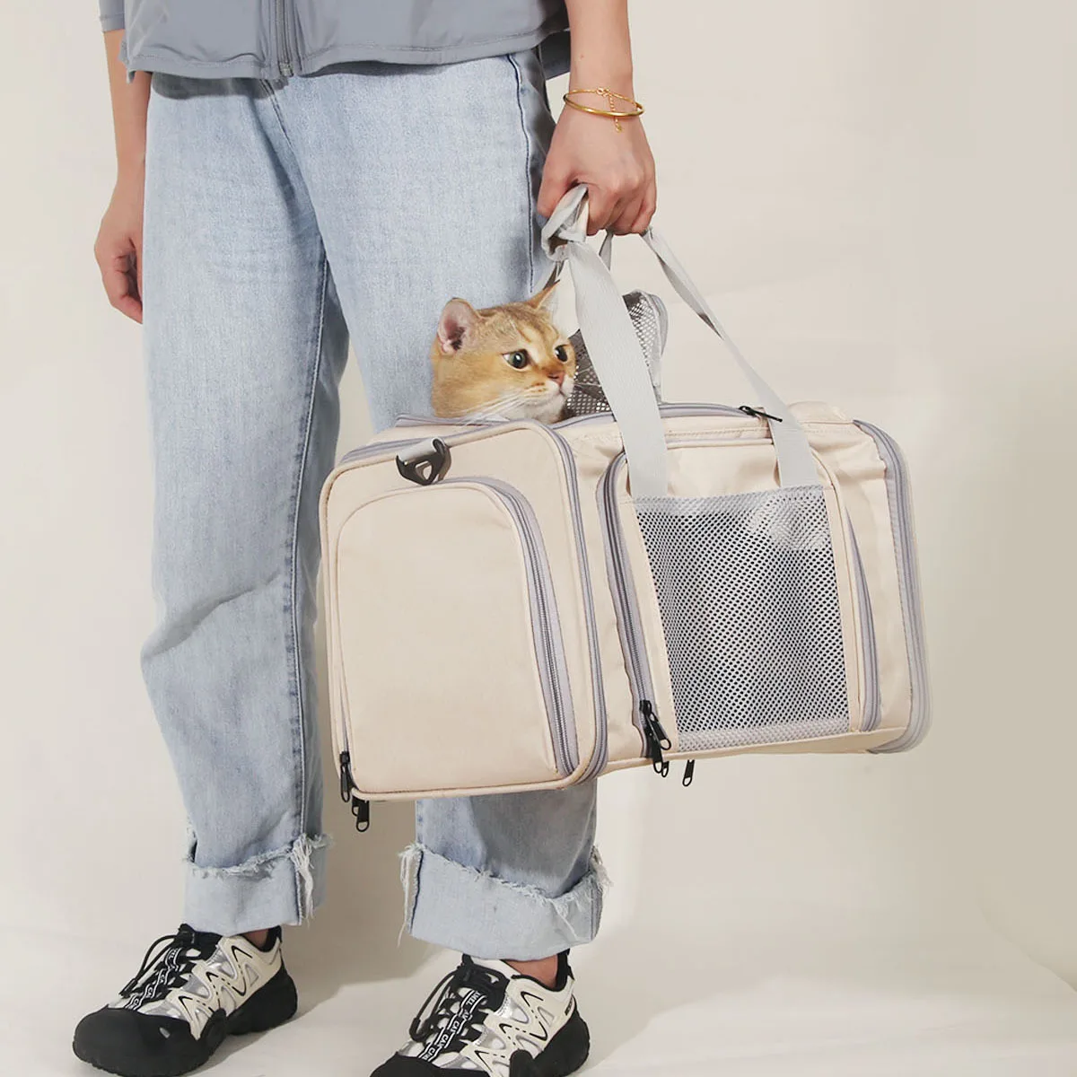Pet Bag Portable Outdoor Cat Bag Breathable Expansion Space Aviation Cat Carrying Small Dogs Can Use Large Capacity Travel